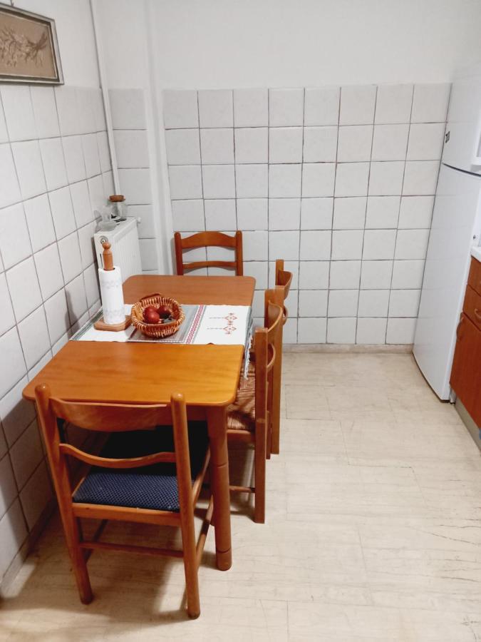 カラマタΣτην Αυλή Της Ράχηςアパートメント エクステリア 写真